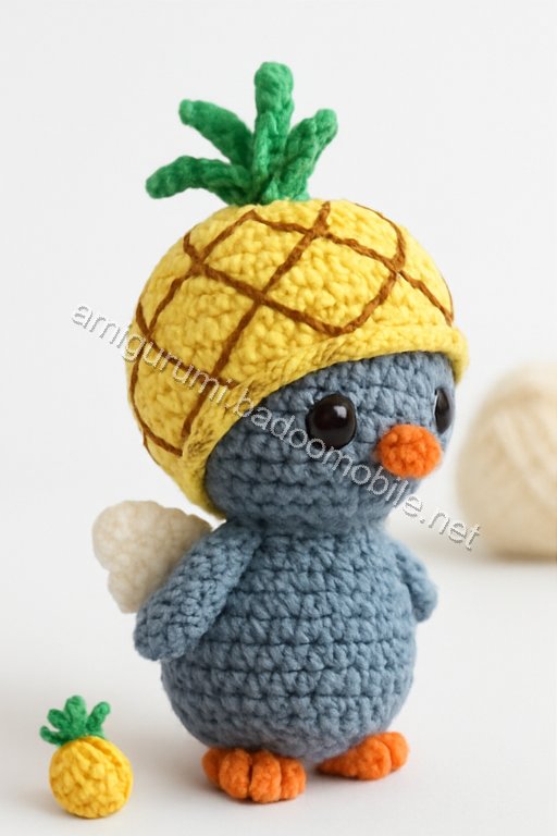 Amigurumi Pineapple Peeper Free Pattern