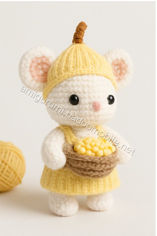 Amigurumi Corn Husk Mouse Free Pattern