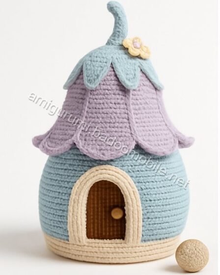 Amigurumi Bee Schoolhouse Free Pattern - bee-q1p1.jpg