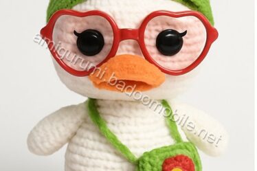Amigurumi Duck Free Pattern - duck-q1p1.jpg